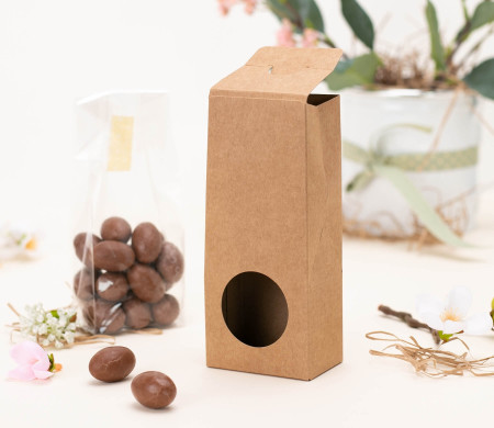 Caja con ventana para alimentación