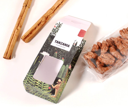 Caja con ventana para alimentación