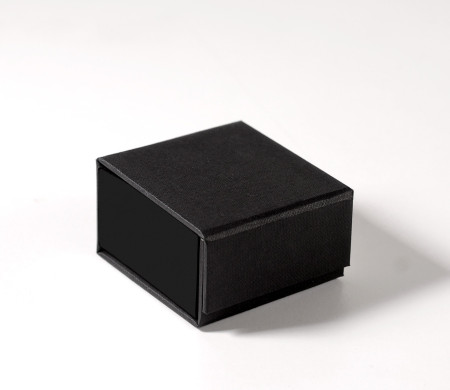 Caja forrada con cubeta rígida para pequeños objetos