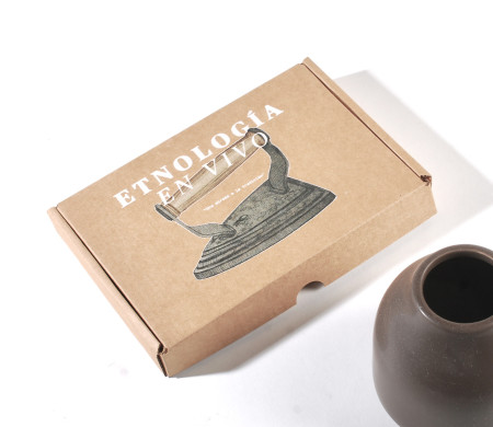 Caja de microcanal para complementos