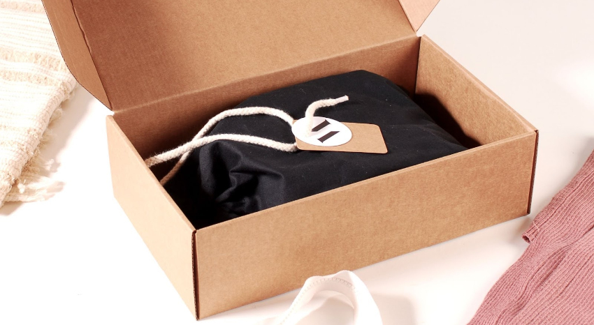 caja para enviar ropa