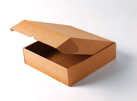 Cajas cuadradas para envíos