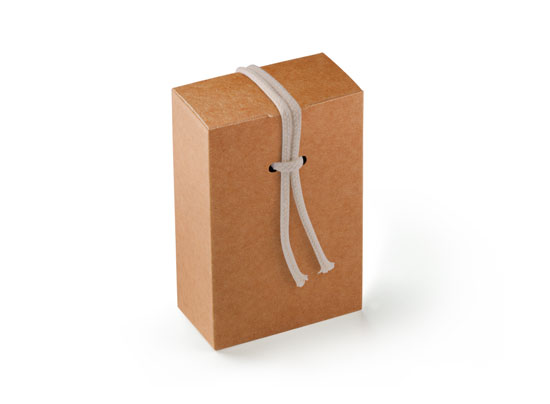 Caja regalo con cordón
