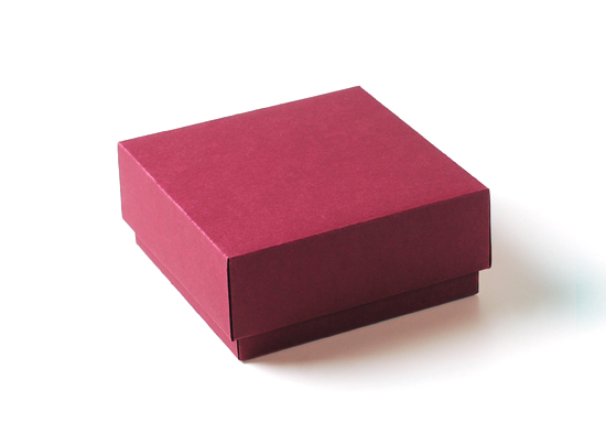 Caja forrada cuadrada