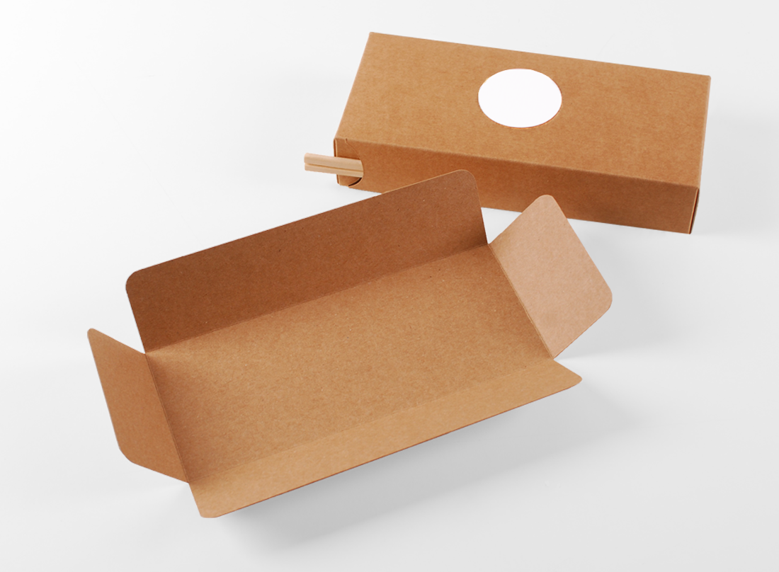 Caja de cartón para sushi con guarda-palillos