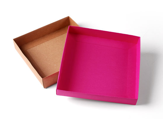 Caja cuadrada de regalo