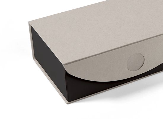 Caja rectangular rígida y ecológica