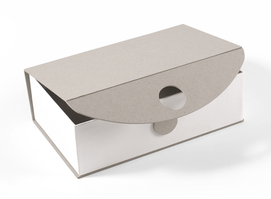 Caja rectangular rígida y ecológica
