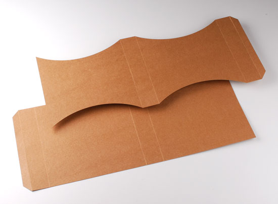 Caja regalo cuadrada con faja